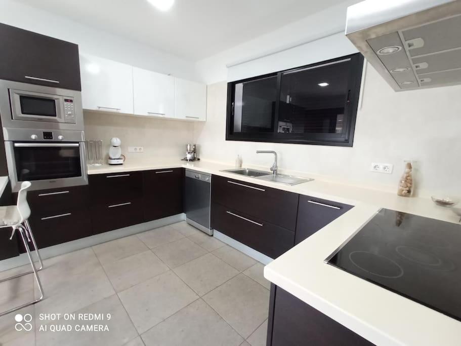 Villa Gehidy Теґісе Екстер'єр фото
